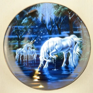 Royal Doulton Magic of the Unicorn Sue Dawe The Franklin Mint Porcelain Plate - Picture 1 of 11