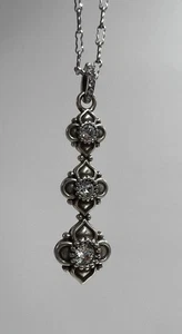 Brighton Alcazar Trio kurze Halskette Silber Herz Kristall Blumenmotiv - Bild 1 von 11