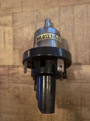 Interruptor de calefacción de luneta trasera original de dos etapas para Porsche 911 Foto 1 de 4