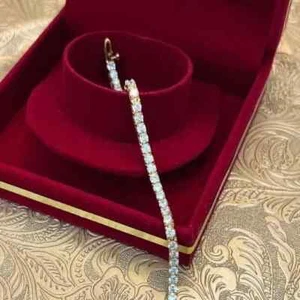 6Ct Round Cut Lab Created Diamond Women's Tennis Bracelet 14K Yellow Gold Plated - Picture 1 of 4