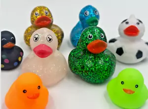 LOT OF 8 RUBBER DUCKS Assorted Sizes & Themes JEEP Bath Toys Glitter Duckies - Picture 1 of 3