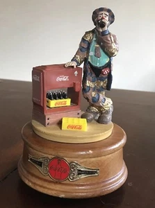 Limited Edition Coca Cola Emmett Kelly Musical Figurine "AT THE RED COOLER" 1995 - Picture 1 of 8