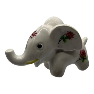 Estatuilla de elefante de cerámica de Italia vintage detalles florales decoración de coctelera de pimienta - Imagen 1 de 8