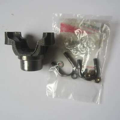 Kit de yugo para Jeep 1976-1986 CJ5, CJ7, J10 1310 con kit de pernos en U AMC 20 ejes Foto 1 de 4