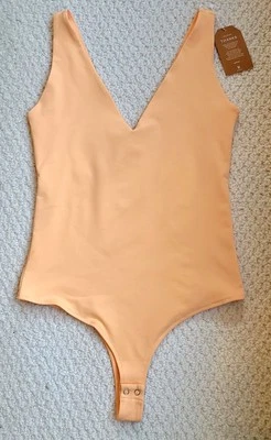 NWT New REORIA Plunge V Neck Seamless Lined Tank Bodysuit Womens M Peachy Orange - Image 1 of 4