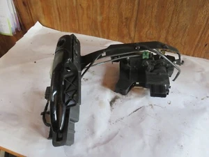 07 LINCOLN MKZ DRIVERS LEFT FRONT EXTERIOR DOOR HANDLE AND ACTUATOR - Foto 1 di 6