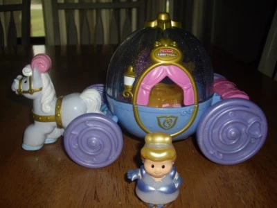 EUC Fisher Price Little People Cinderella Carriage Talks Plays Songs Rolls - Image 1 of 4