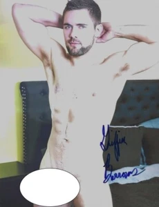 GAY INT SHIRTLESS MODEL GREIFEN SIGNATURE 8X10 - Bild 1 von 1