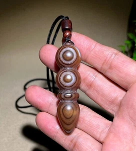 Talismán Vajra oración ágata 6 ojos Dzi nepalí tibetano del Himalaya Dzi 天然6眼玛瑙金刚杵 - Imagen 1 de 12