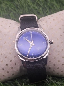 Beautiful Men's HMT Janta Parashock Mechanical Wind 17J Watch Blue Dial - Picture 1 of 4