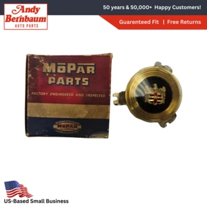1949-1950 Dodge Custom Wayfarer Steering Wheel Horn Button Ornament 1138555 NOS. - Picture 1 of 5