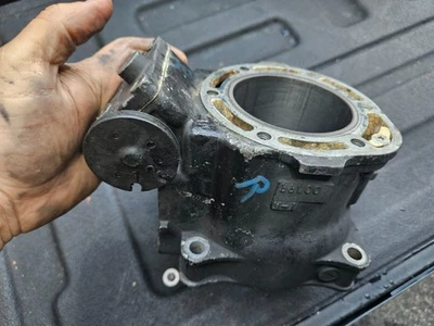 Yamaha wave runner GP1200R    TOP CYLINDER JUG WITH POWER VALVE SLEEVED LOW COMP - Image 1 of 4