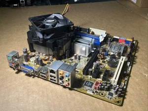 Placa madre ASUS IPIBL-LB LGA775 DDR2 con CPU y disipador de calor - Imagen 1 de 5