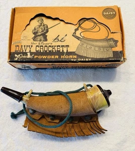 Vintage 50er Jahre Walt Disney Daisy Davy Crockett Puderhorn mit Originalkarton - Bild 1 von 9