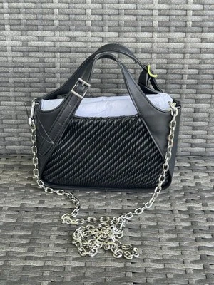 Mini Bandolera DKNY Miren Negra - Precio de venta sugerido por el fabricante $148 - Nueva sin etiquetas Foto 1 de 4
