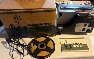 Proyector SANKYO Dualux 1000 Dual Format Super 8 y Regular 8; con caja y manual  Foto 1 de 4