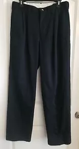 Pantaloni Timber Creek by Wrangler pieghettati blu navy taglia 32 x 32 - nuovi senza etichette - Foto 1 di 4