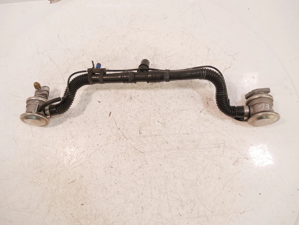 Valvola EGR für Ferrari 4,3 Benzin F131B48 F131 F131B 171176 Foto 1 de 1