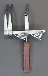 ACDF Cervical Lumber Vertebral Distractor With Guide - Picture 1 of 11