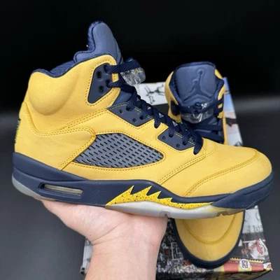 Talla 11 - Jordan 5 SE Michigan Foto 1 de 4