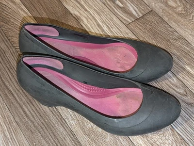 Crocs LINA Wedge Heels Black Comfort Shoes Womens Size 8 Dual Comfort Slip On - Image 1 of 4