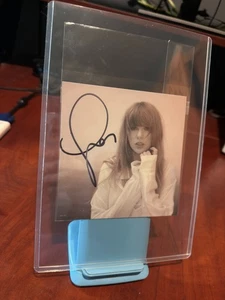 Taylor Swift The Tortured Poets Department Hand Signed Photo 🖤🤍 - Bild 1 von 1
