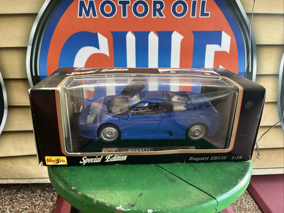 Bugatti EB 110 azul Maisto edición especial 1:18  Foto 1 de 4