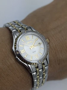 Reloj para mujer Seiko SXDC36 Le Grand Sport esfera plateada acero inoxidable 7" - Imagen 1 de 9