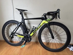 Giant 2017 road bike Propel Advance Sl 2 - Picture 1 of 6