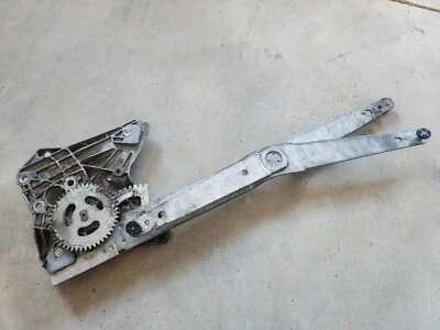 RIGINAL GENUINE PORSCHE 924 924S 944 PASSENGERS POWER WINDOW REGULATOR NLA Foto 1 de 4