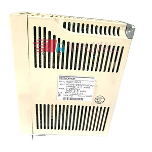 NEW In Box YASKAWA SGDA-02VS Servo Drive （1pcs） - Picture 1 of 4