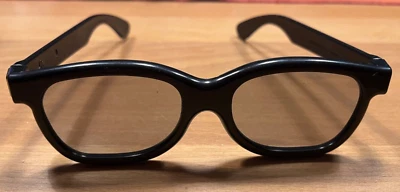 3D-Brille Virtual Reality schwarz stylish für 3D - Filme im Kino - Bild 1 von 3