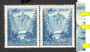 YUGOSLAVIA - PAR MNH - ERROR DE PLACA, LÍNEA VERTICAL - MONTAÑEROS, BLED - 1951. - Imagen 1 de 1