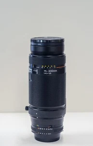 NIKON AF-Nikkor 70-300mm 1:4.5-5.6 Nikkor Push/Pull Zoom Lens AIS #0122 - Picture 1 of 5