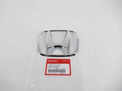 Genuine OEM Honda 75700-T5A-000 Front Grille Emblem 2018-2020 Fit 2019-2022 HR-V - Image 1 of 4