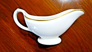 Vintage Lauflernwagen Porzellan weiß mit Goldrand Sauciere - Bild 1 von 3