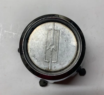 1968 - 1972 Oldsmobile Cutlass Rallye Wheel Center 402926 Foto 1 de 4