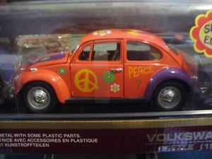 Volkswagen Beetle 1967 Road Legends naranja Peace Beatle 1:18 diecast nuevo en caja sellado - Imagen 1 de 5