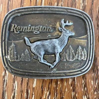 ¡Hebilla de cinturón de ciervo cola blanca Remington! ¡VINTAGE! RARO! CAMPANA LATERAL! 1979! USA! RIFLE Foto 1 de 4