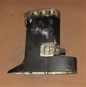 Conjunto de carcasa de escape Evinrude 40 HP PN 0320316 se adapta a 1975-1976 - Imagen 1 de 4