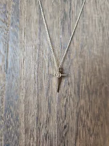 Collar de 20" con colgante de cruz relleno de oro en cadena - Imagen 1 de 4