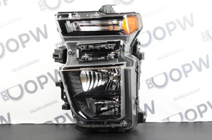 Perfect 2024-2025 Chevrolet Silverado 2500 3500 Halogen Headlight Left Side OEM - Picture 1 of 11
