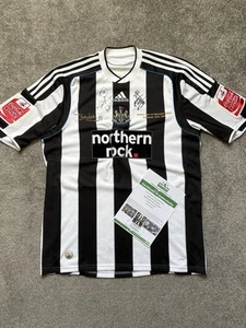 Newcastle United 2009 Bobby Robson Shirt Signed By Ryan Taylor & Kevin Nolan - Picture 1 of 12