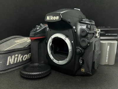 Nikon D700 12.1 MP Black Digital SLR Zoom Camera Body w/ Charger  pro strap - Image 1 of 4