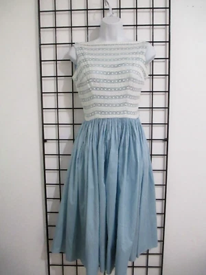 VINTAGE JUNIOR HOUSE 🌸 SIZE   1 / 3 / 34" BUST ==BLUE DRESS WITH LACE BODICE - Image 1 of 4