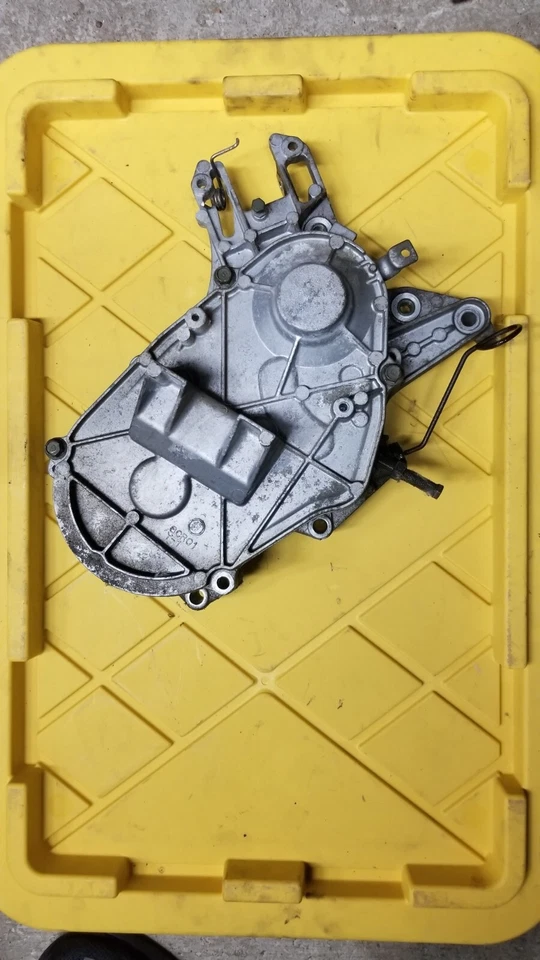 2001-2006 OEM Yamaha SXV Viper 700 Venom 600 sx Chaincase Chain Case Gears Cover - Image 1 of 1