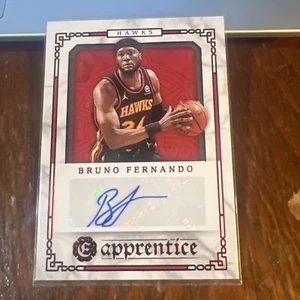 Bruno Fernando 2020 Panini Chronicles Excalibur Apprentice Signatures Red Auto - Bild 1 von 6