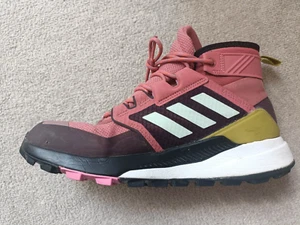 PiNK Adidas Gortex trainers retro style woman's 7 - Picture 1 of 6