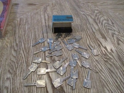 NOS 71 72 73 74 79 Chevrolet camaro nova chevelle corvette "A" Key Blank 7027275 - Image 1 of 2