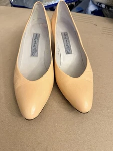 Evan Picone Vintage-Stil spitz zulaufend, Pfennigabsatz Lackleder Pumps, 8.5N - Bild 1 von 9